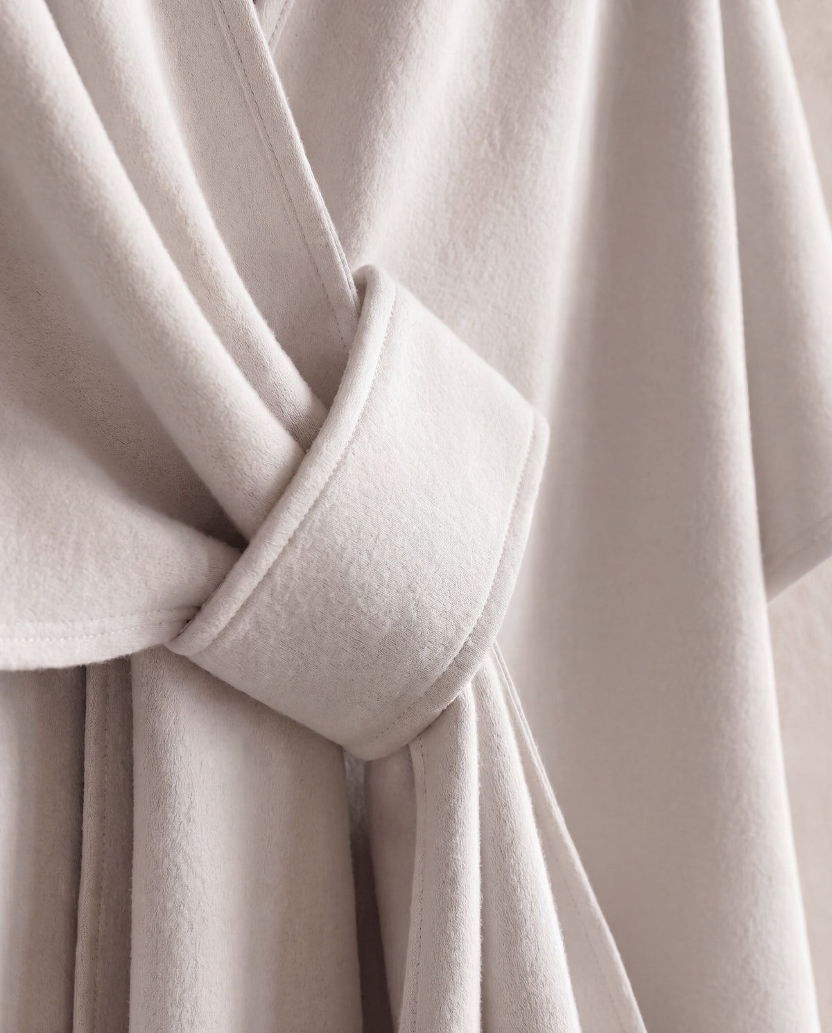 The Fleece Drape Shawl (B1G1)